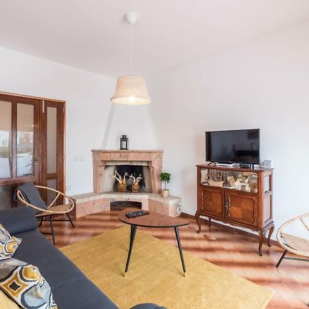 Lovelystay - 3 Bedroom Apartment In Vila Do Bispo Vila do Bispo Exterior foto
