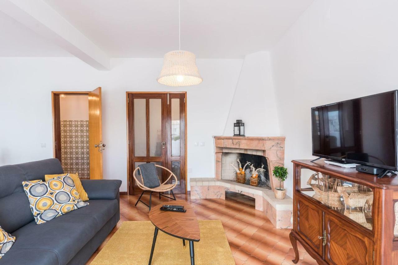 Lovelystay - 3 Bedroom Apartment In Vila Do Bispo Vila do Bispo Exterior foto